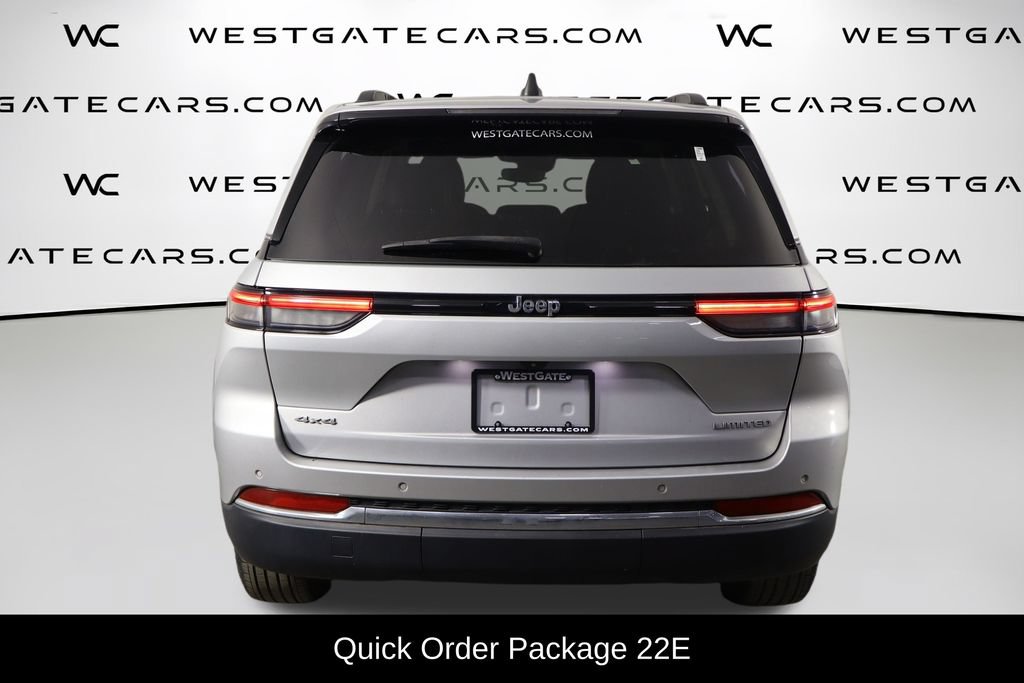 Used 2022 Jeep Grand Cherokee Limited AWD/4WD image 4