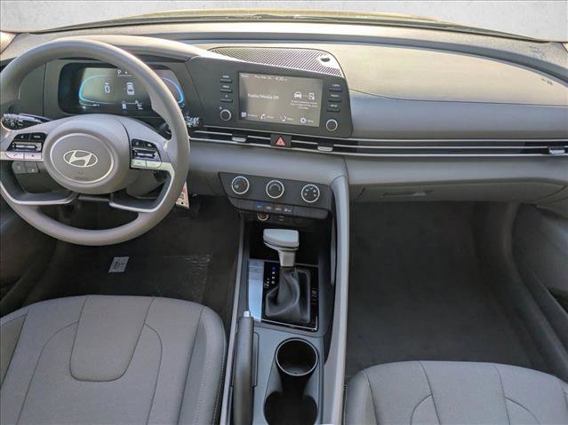 New 2026 Hyundai Elantra SE image 17