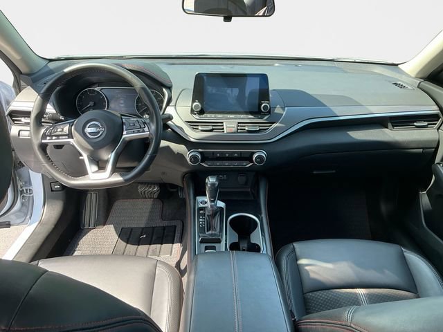 Used 2023 Nissan Altima 2.5 SR AWD/4WD image 11