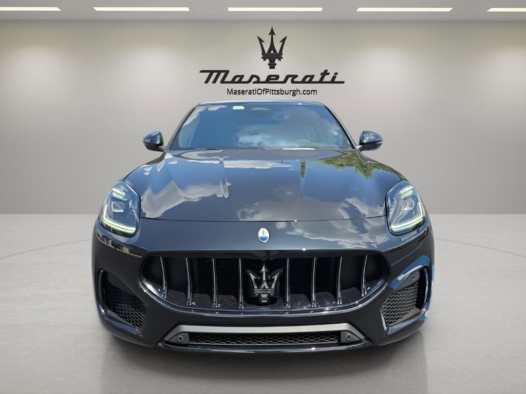 New 2025 Maserati Grecale GT image 2
