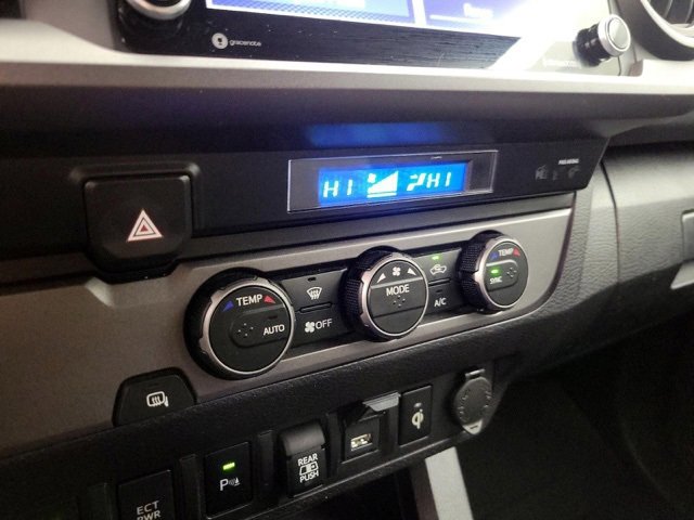 Used 2021 Toyota Tacoma TRD Sport image 5