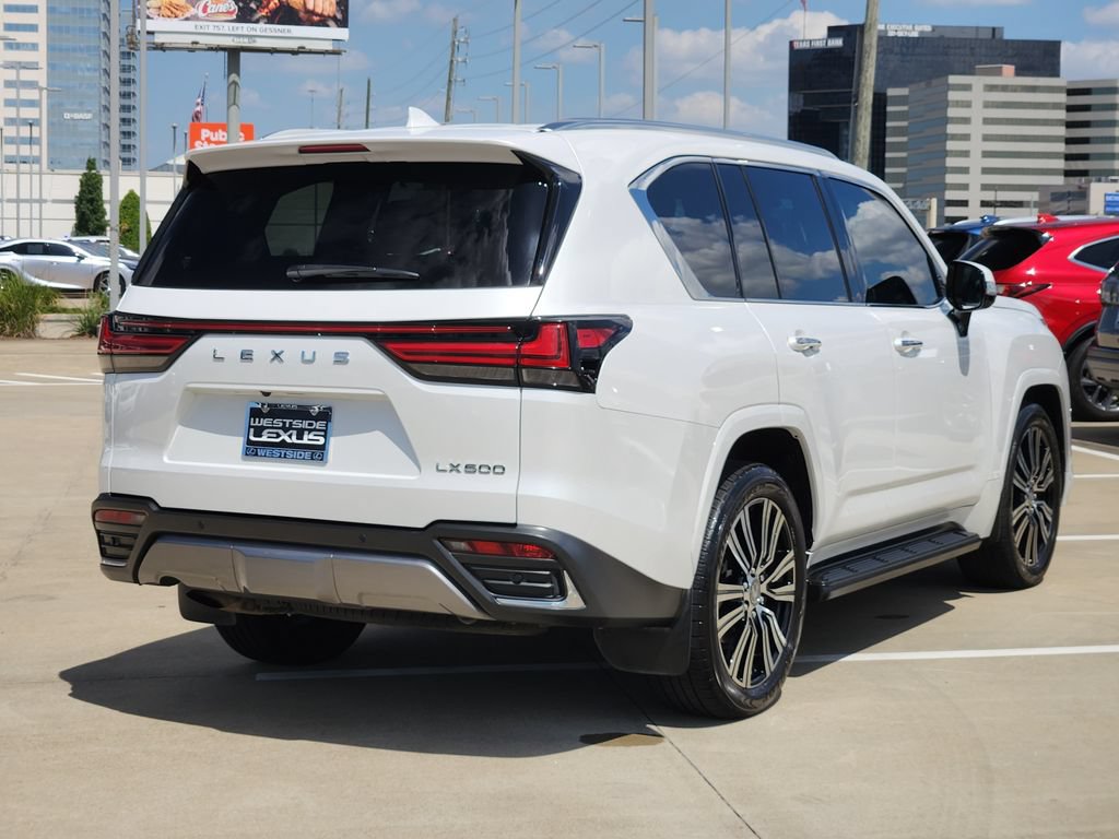 Used 2023 Lexus LX 600 4WD w/ Luxury Package image 7