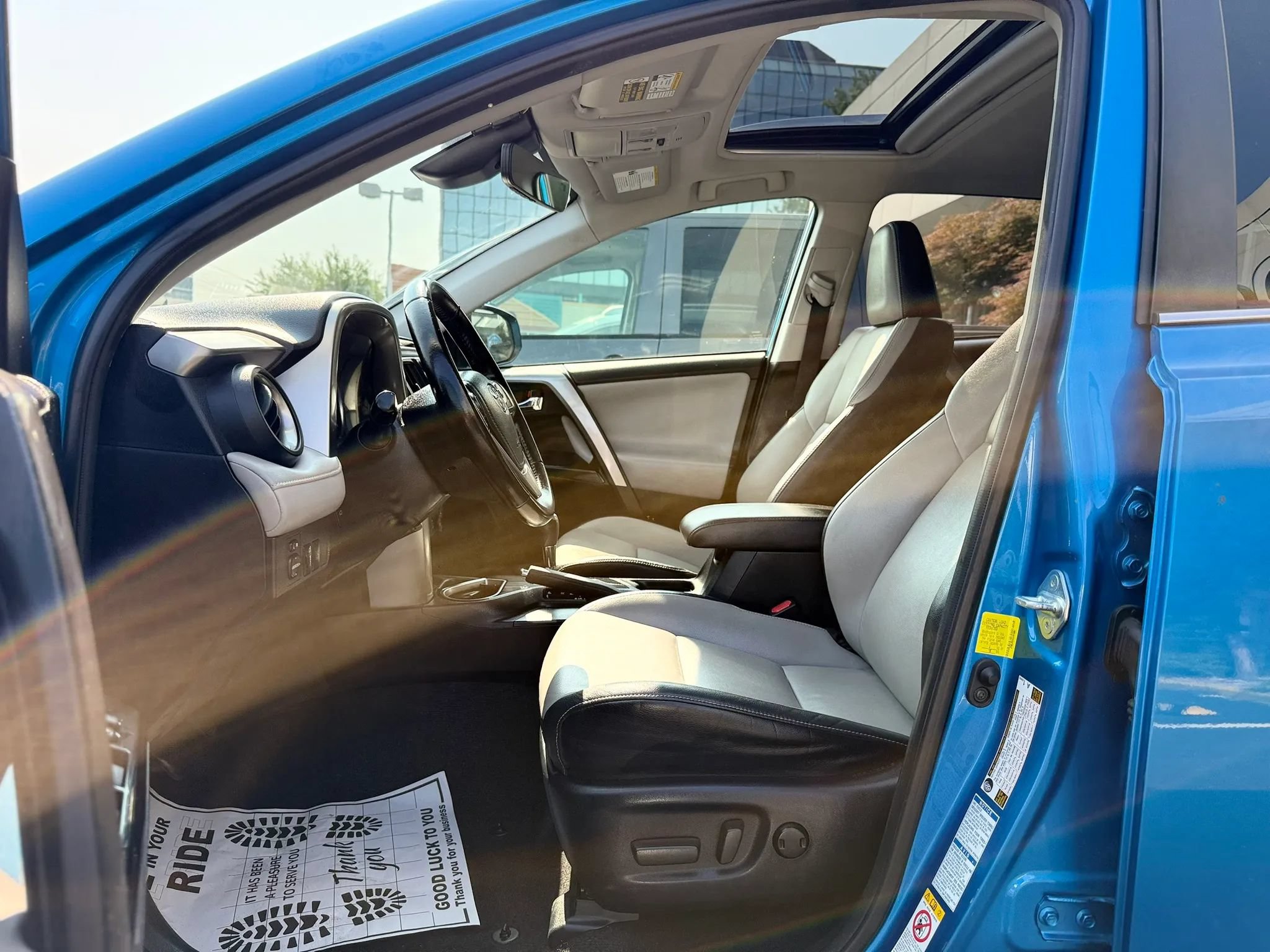 Used 2016 Toyota RAV4 Limited AWD/4WD image 10