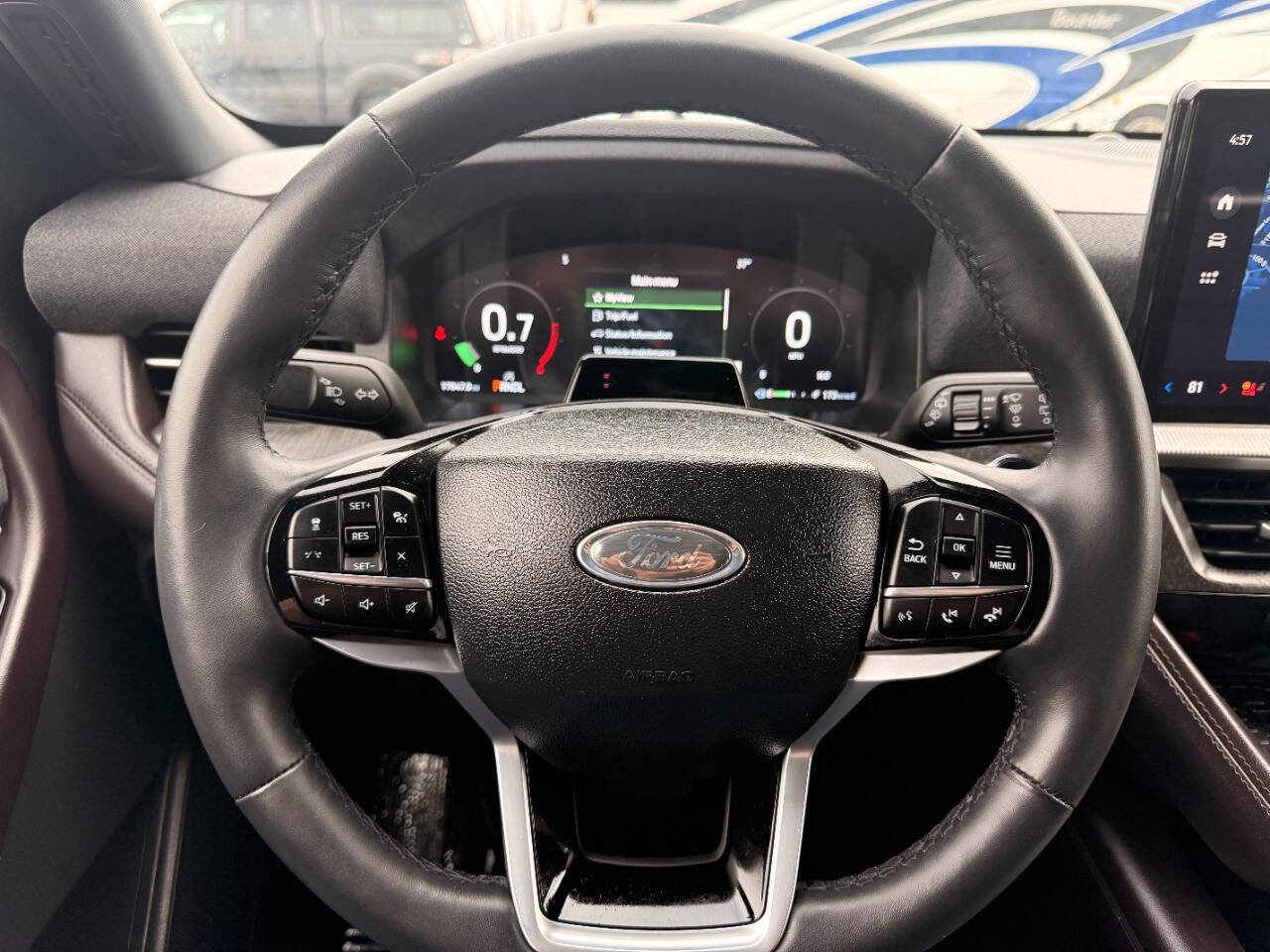 Used 2025 Ford Explorer Platinum w/ LUX Leather Package image 39