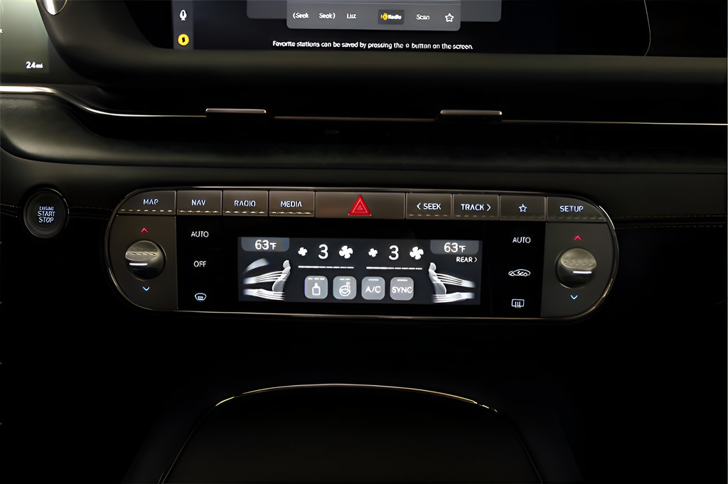 New 2025 Genesis G90 3.5T AWD/4WD image 18