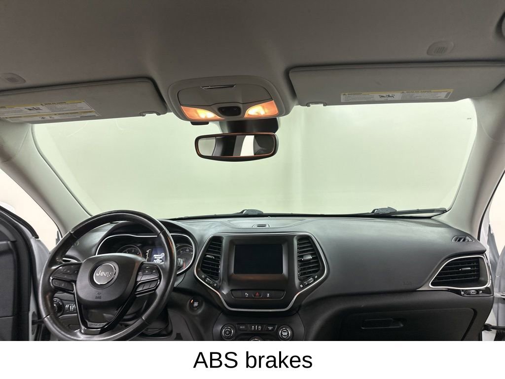 Used 2021 Jeep Cherokee Latitude Plus image 25