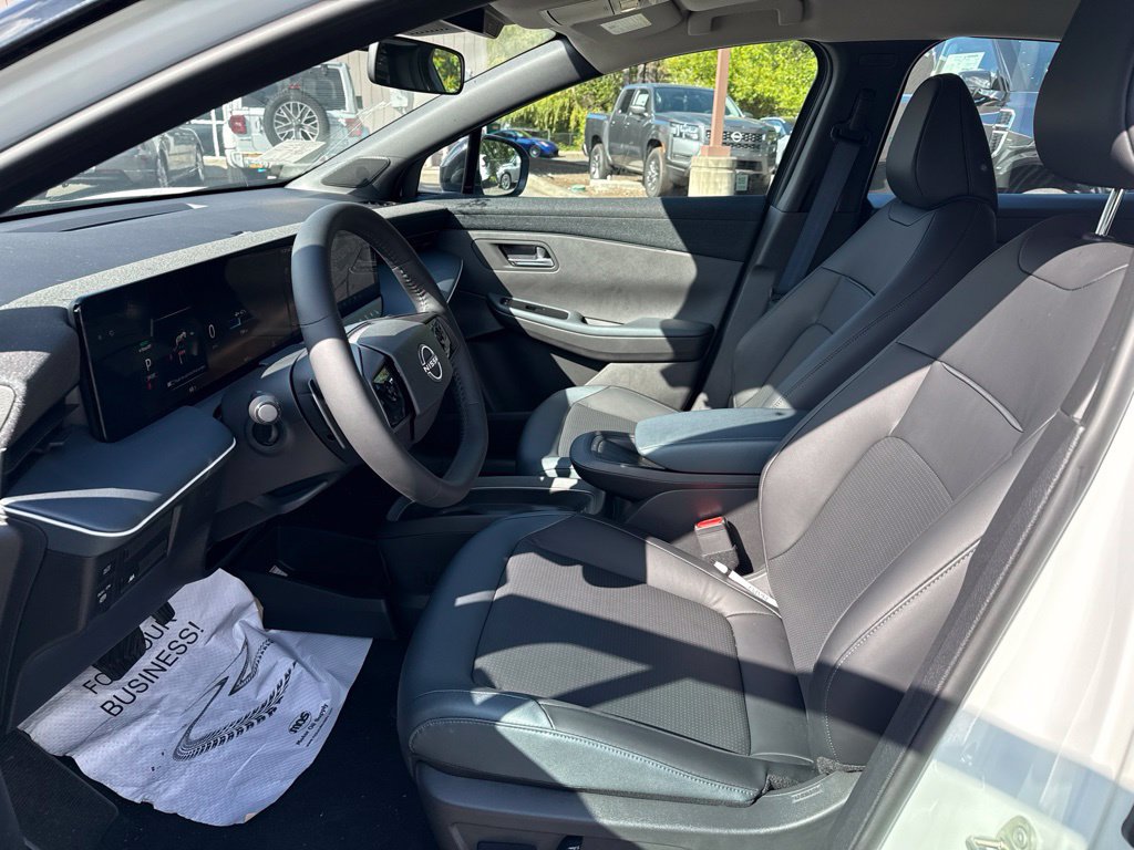 New 2026 Nissan Leaf SV+ w/ Floor Mat Package (SV+) FWD image 14
