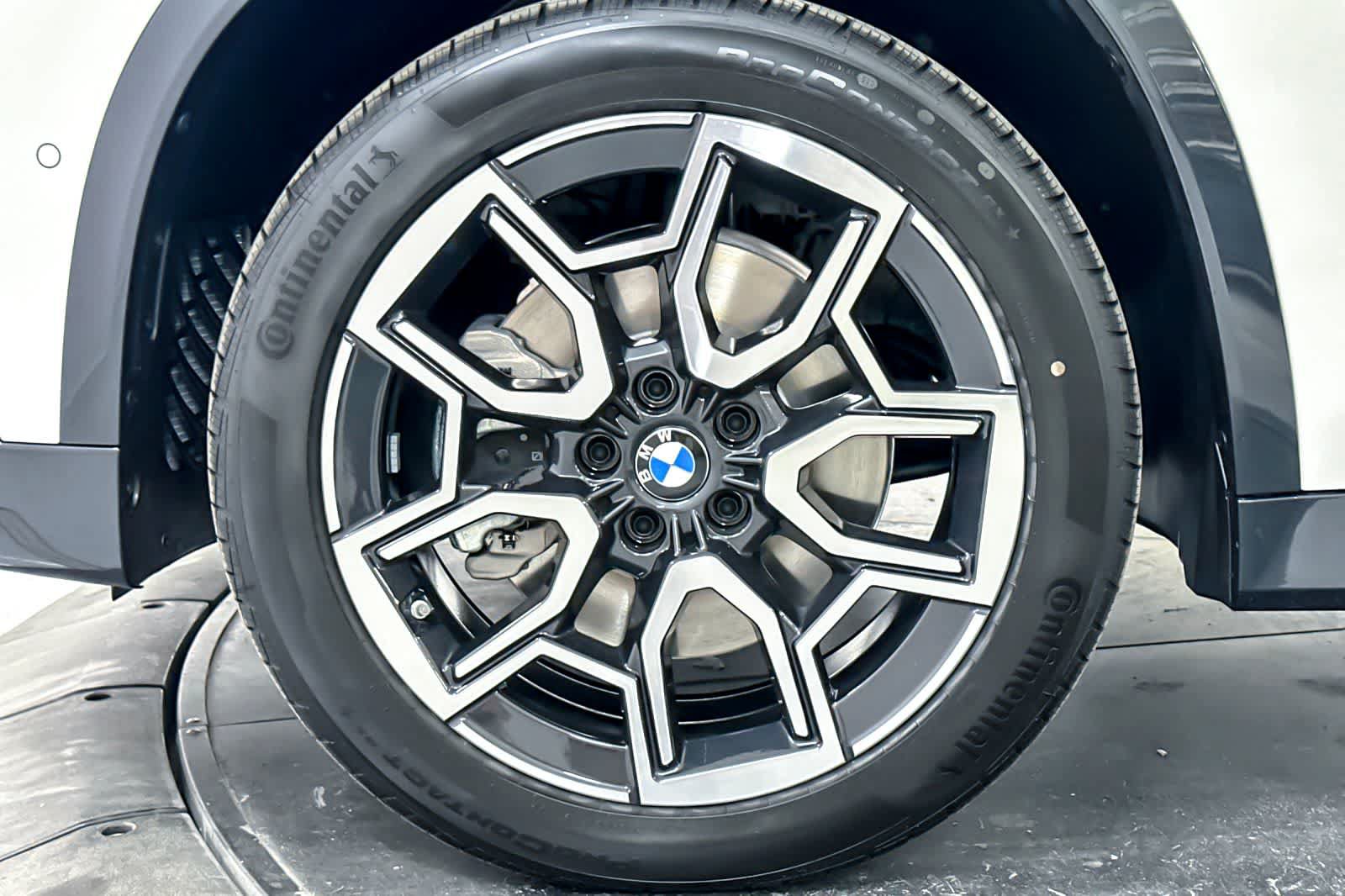 Used 2026 BMW X1 xDrive28i w/ Convenience Package AWD/4WD image 25