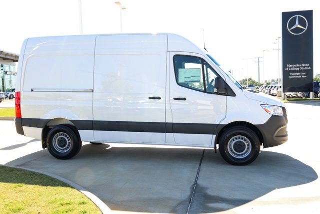 New 2026 Mercedes-Benz Sprinter 2500 image 2
