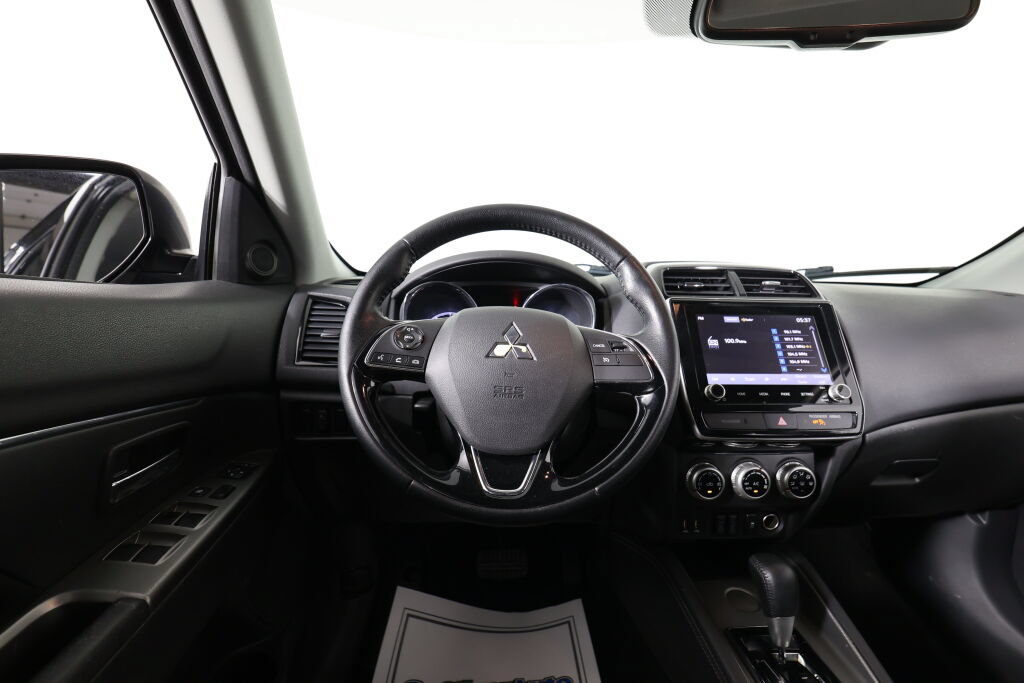 Used 2021 Mitsubishi Outlander Sport SE FWD image 29