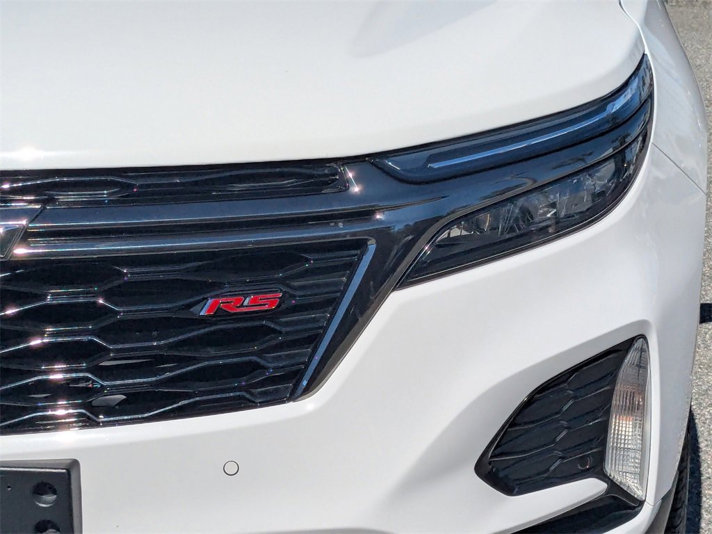Used 2023 Chevrolet Equinox RS image 9
