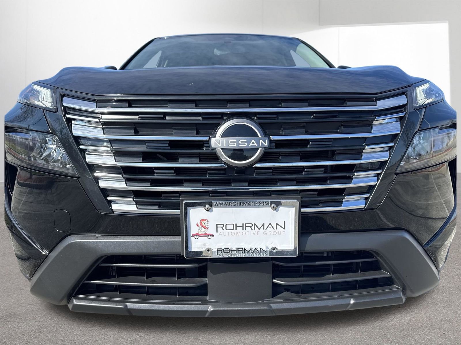 Used 2024 Nissan Rogue SV image 36