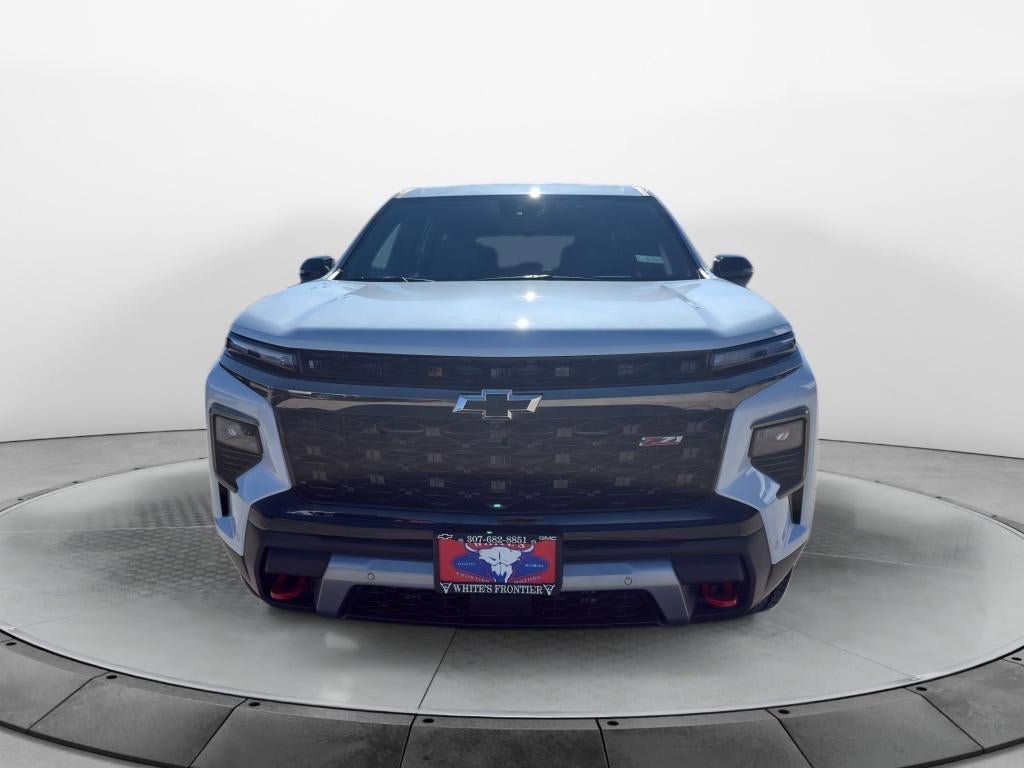 New 2026 Chevrolet Traverse Z71 w/ Enhanced Driving Package AWD/4WD image 2