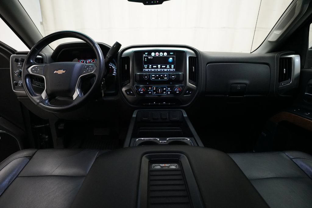 Used 2018 Chevrolet Silverado 1500 LTZ w/ Sport Package AWD/4WD image 5