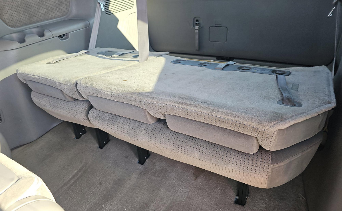 Used 2010 Toyota Sienna CE FWD image 13