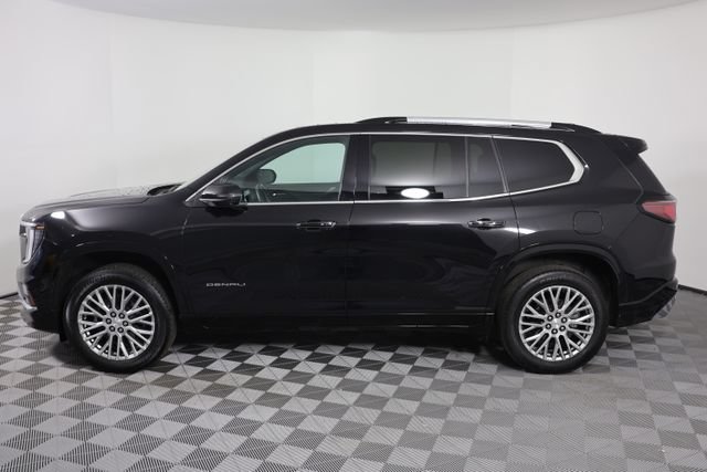 Used 2024 GMC Acadia Denali AWD/4WD image 5