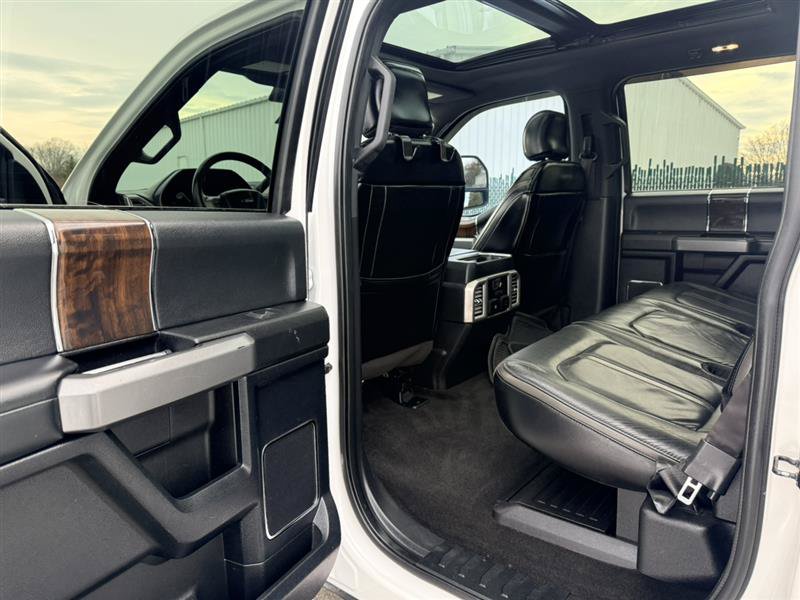 Used 2017 Ford F250 Platinum w/ Platinum Ultimate Package AWD/4WD image 24