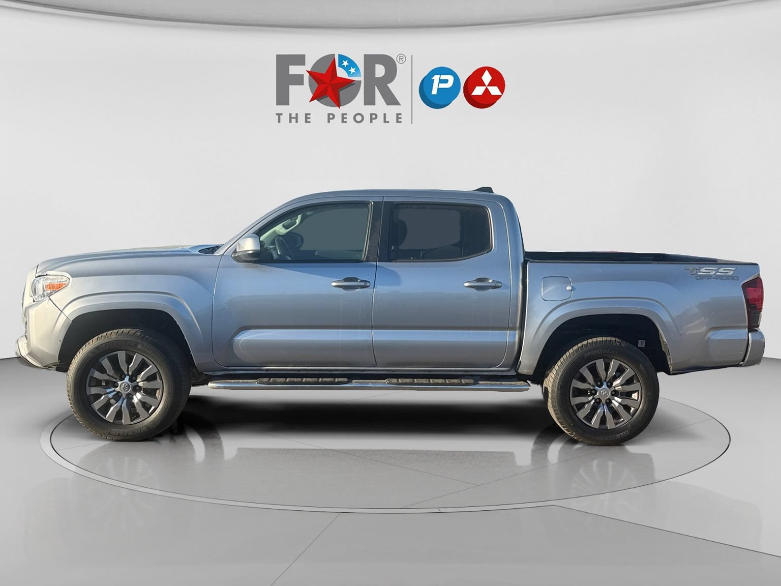 Used 2021 Toyota Tacoma SR AWD/4WD image 11