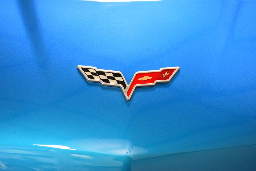 Used 2008 Chevrolet Corvette Coupe w/ Preferred Equipment Group RWD image 16