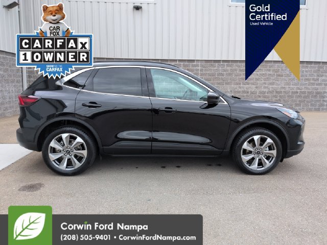 Certified 2025 Ford Escape Platinum AWD/4WD image 2