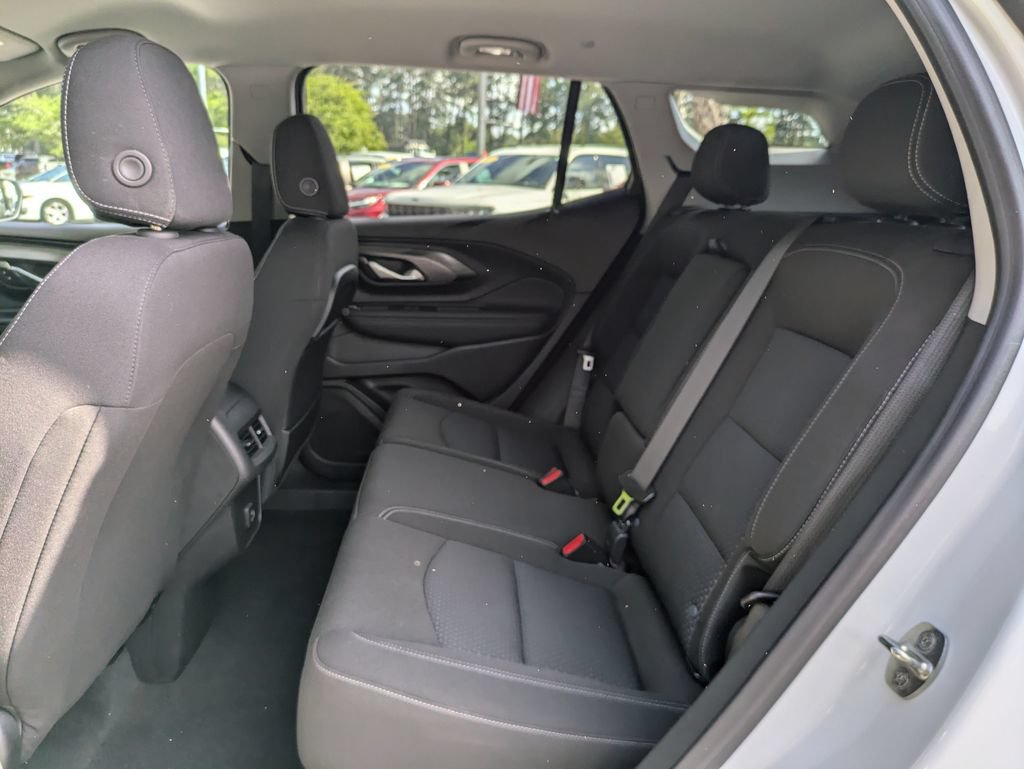 Used 2023 GMC Terrain SLE FWD image 14