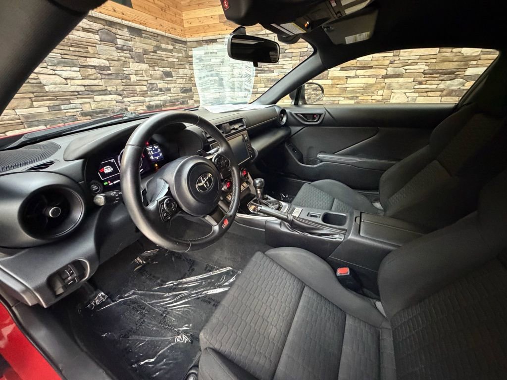 Used 2022 Toyota GR86 w/ ALL Weather Mat Package (TMS) image 10