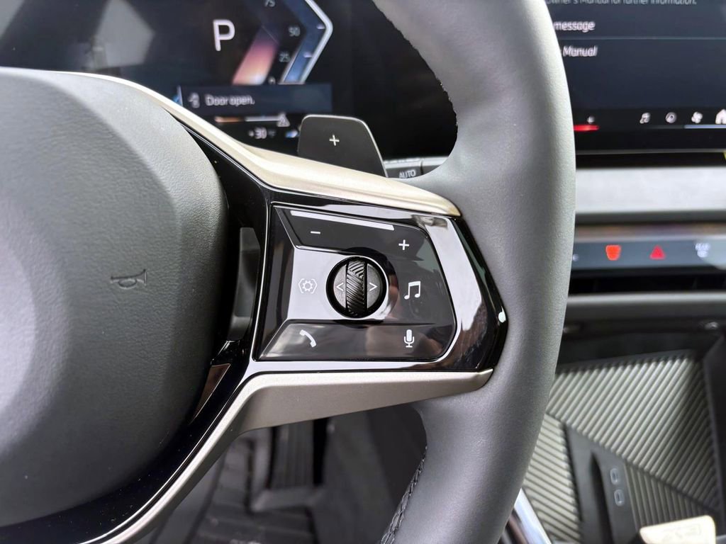 Used 2025 BMW X3 xDrive30i w/ Convenience Package image 17