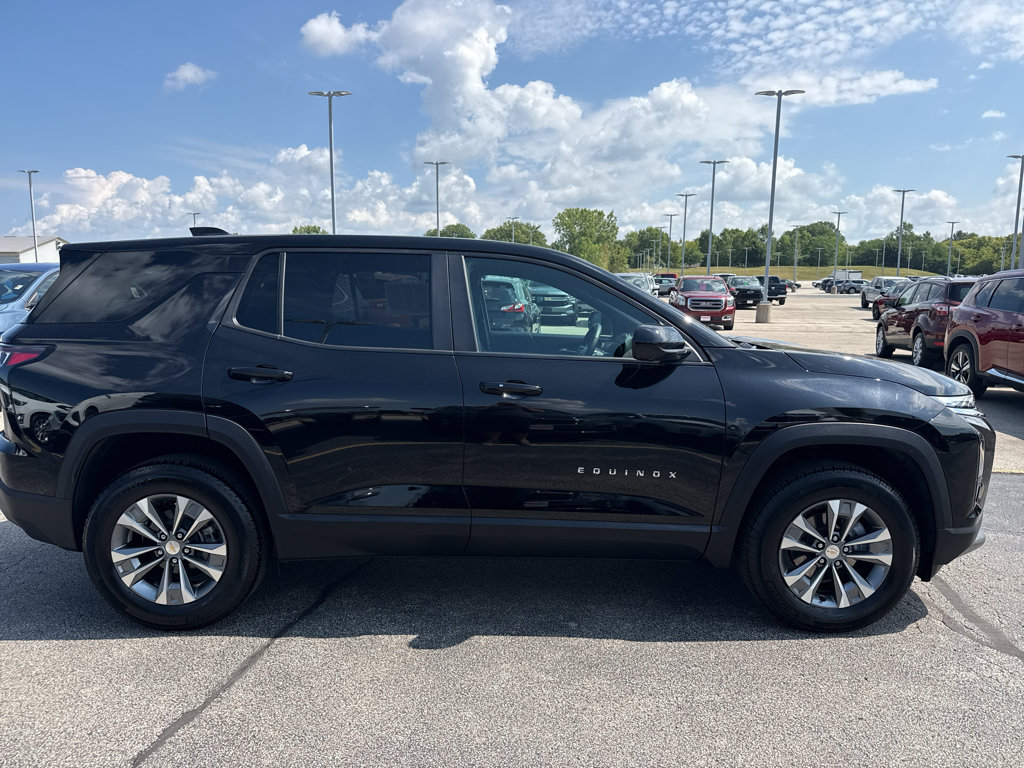 Certified 2025 Chevrolet Equinox LT w/ Safety and Technology Package AWD/4WD image 4