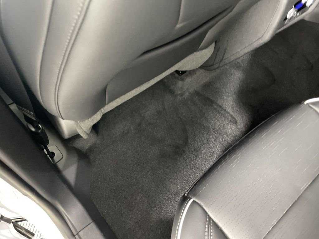 Used 2025 Buick Enclave Sport Touring image 34