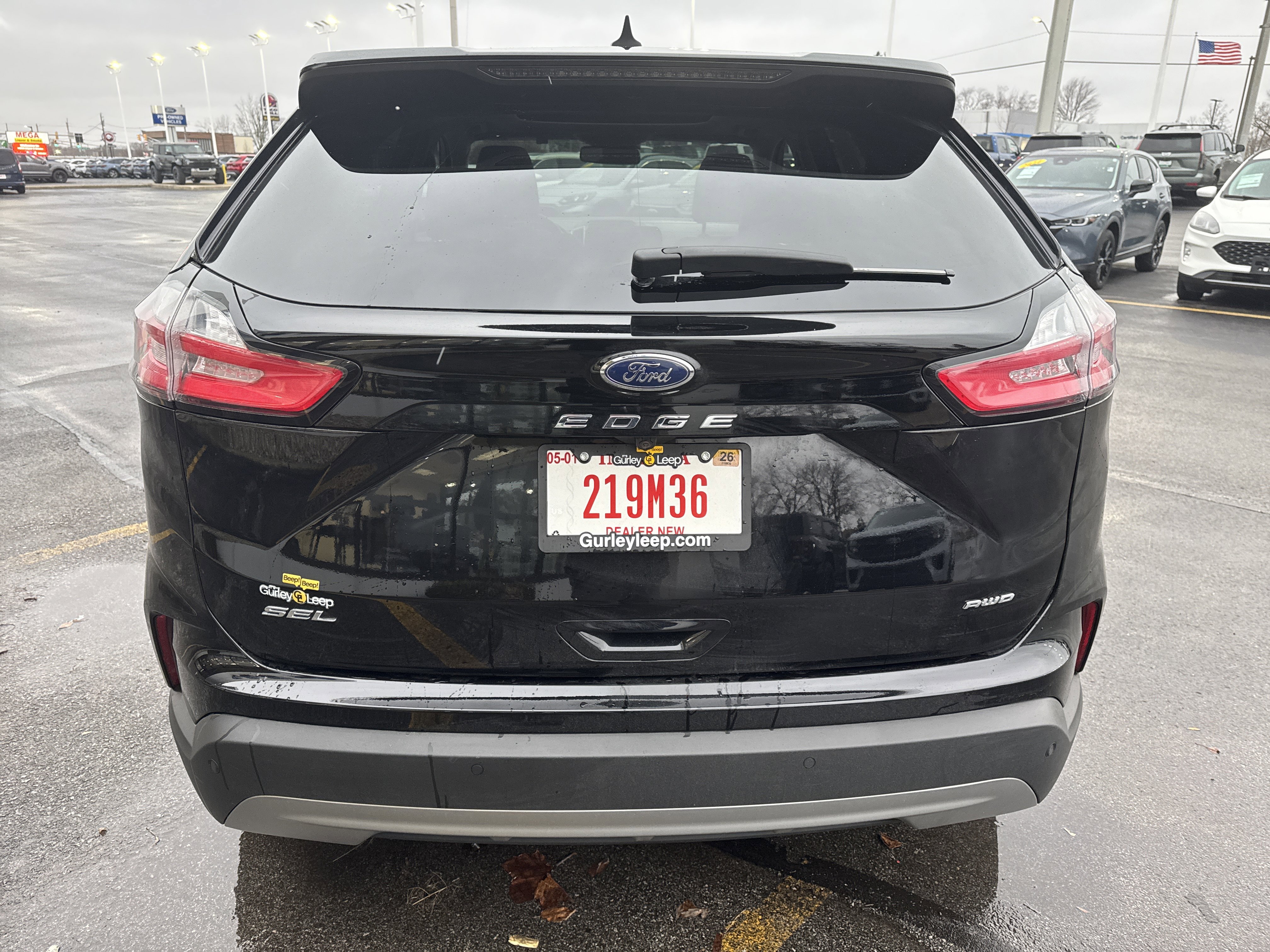 Used 2024 Ford Edge SEL w/ Convenience Package image 6