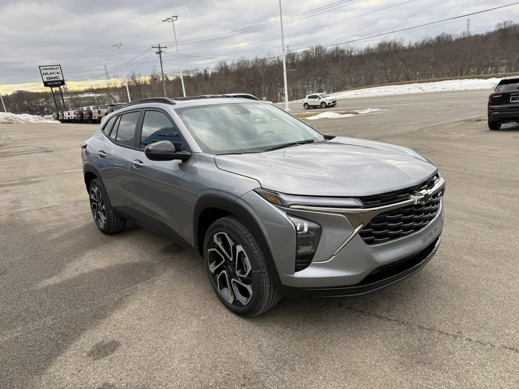 New 2026 Chevrolet Trax RS w/ Sunroof Package image 7