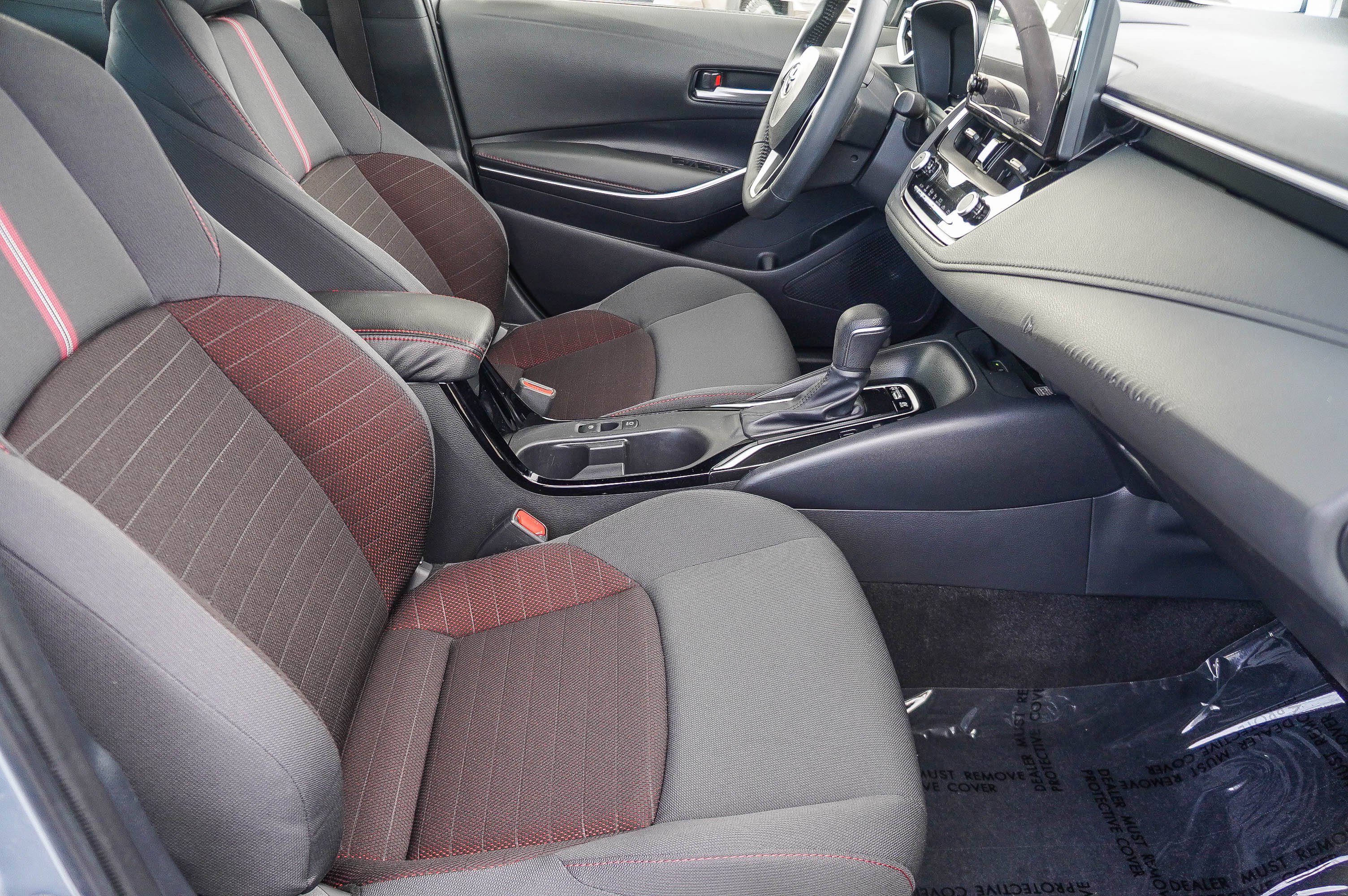 Certified 2024 Toyota Corolla SE w/ SE Package FWD image 19