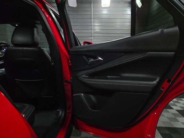 Used 2024 Chevrolet Blazer EV LT AWD/4WD image 32
