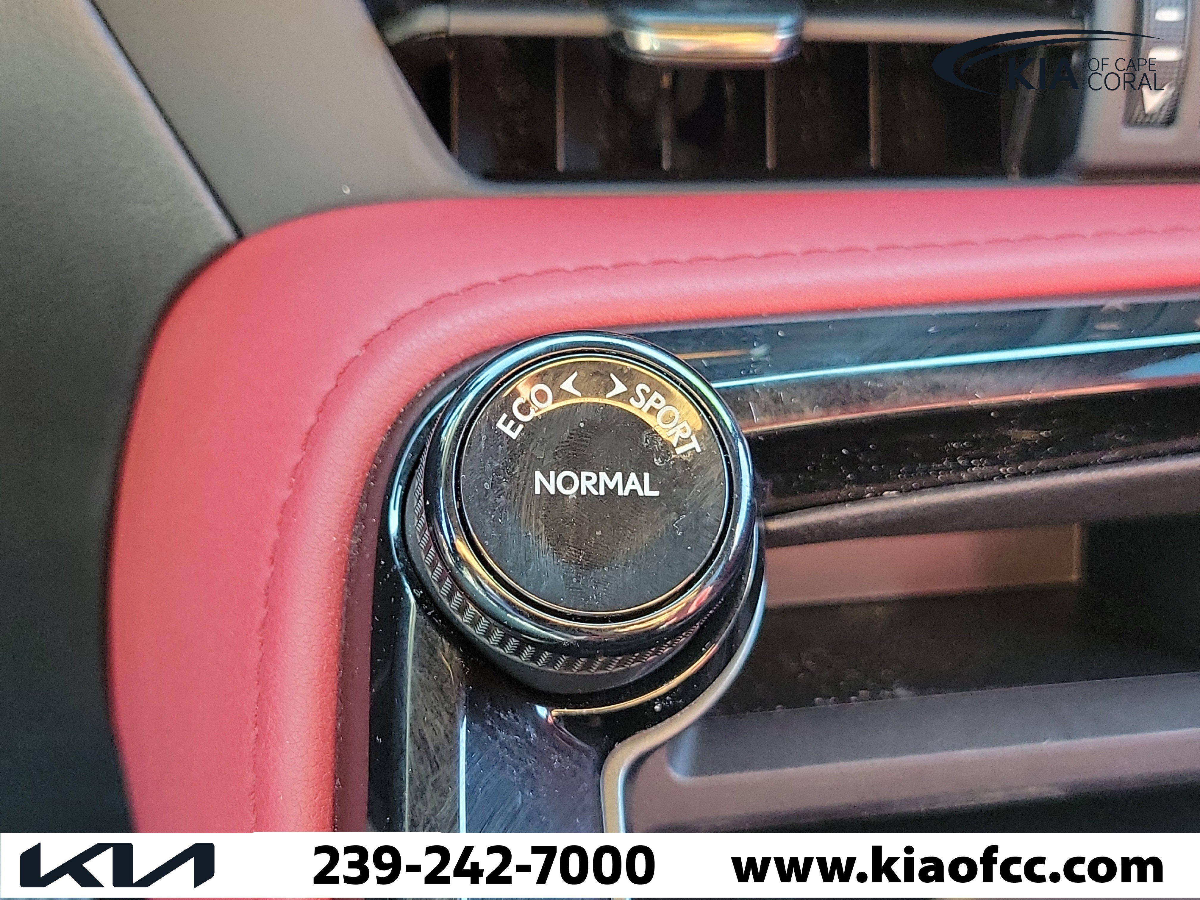 Used 2024 Lexus NX 250 FWD w/ Towing Package (2000 Lbs) image 29