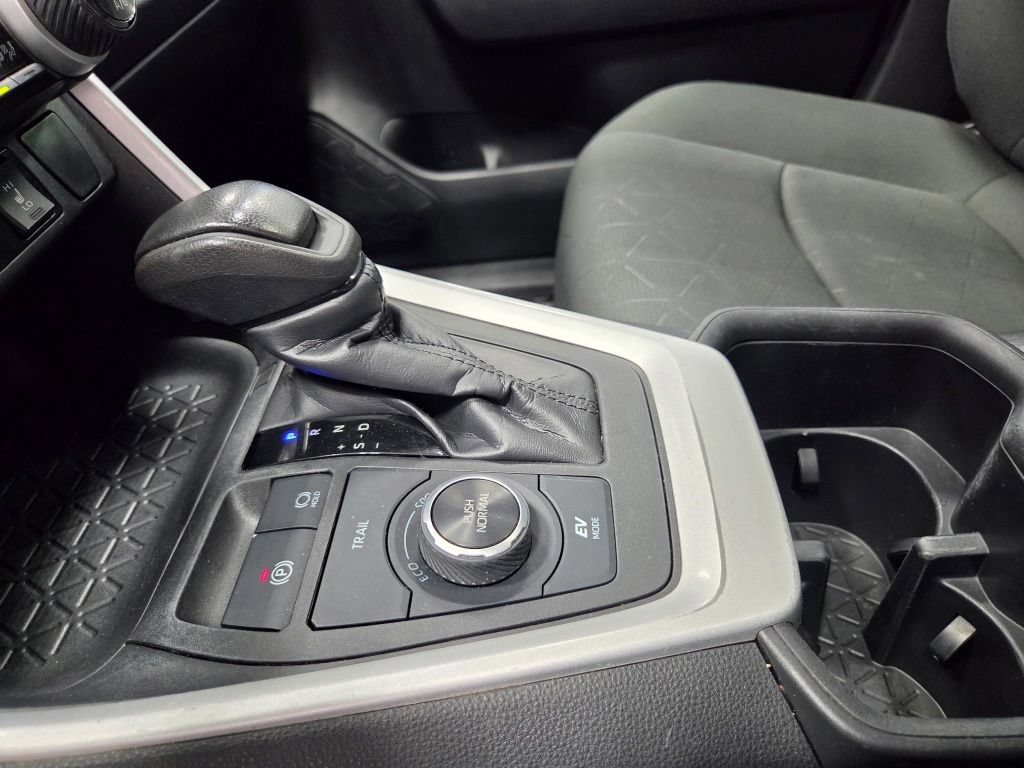 Used 2024 Toyota RAV4 XLE w/ Convenience Package AWD/4WD image 30