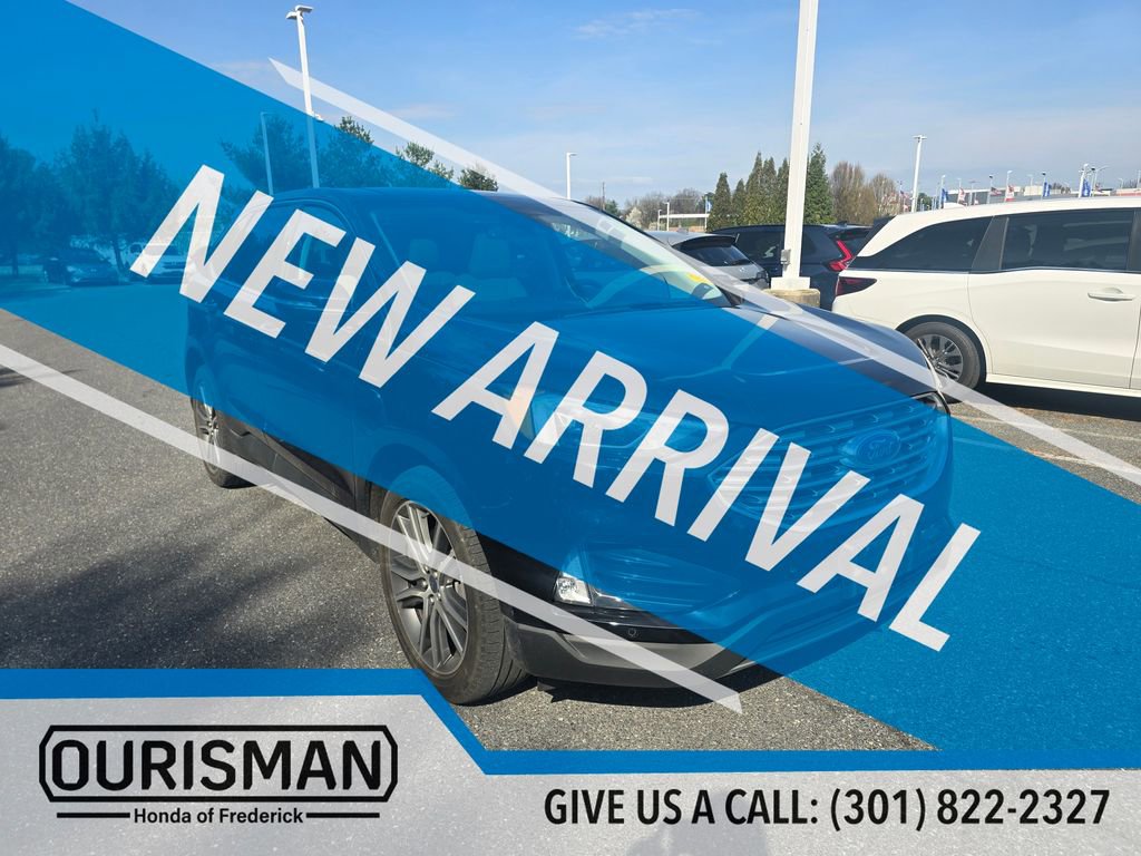 Used 2022 Ford Edge Titanium w/ Class II Trailer Tow Package