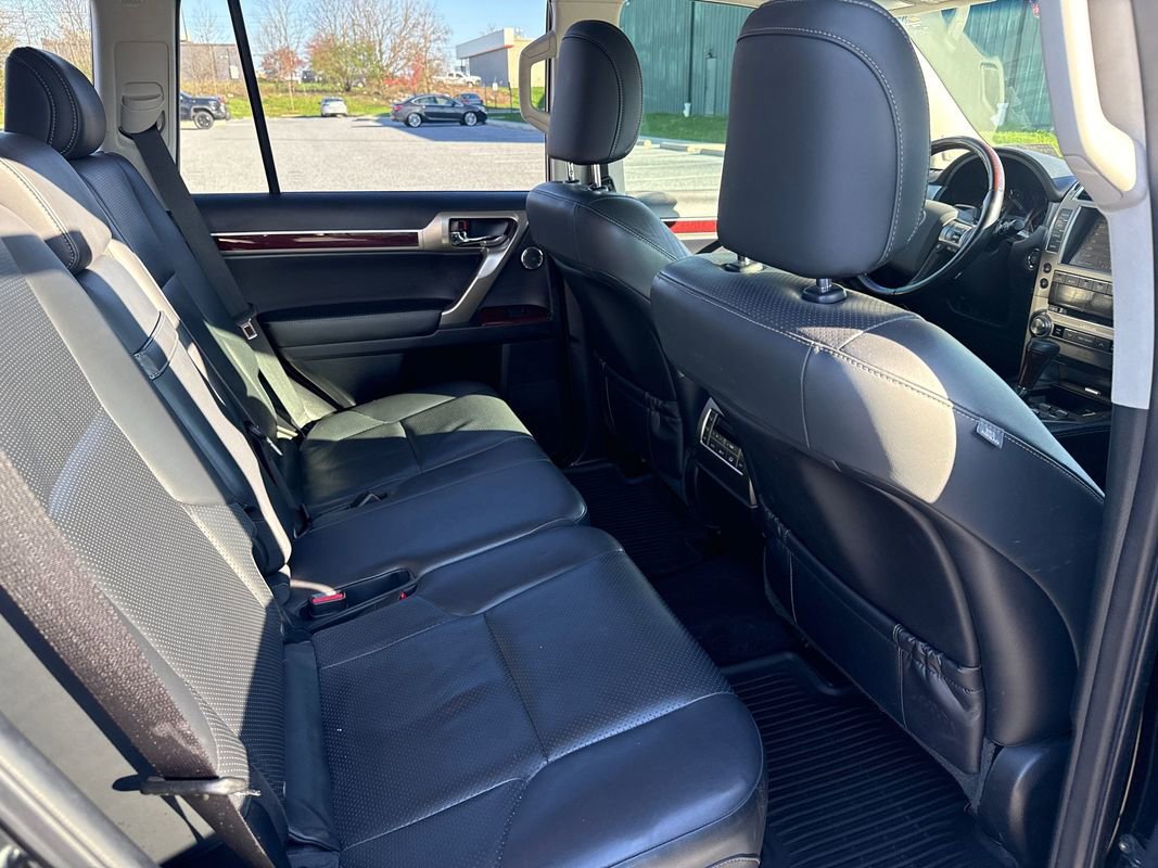 Used 2019 Lexus GX 460 Luxury image 13