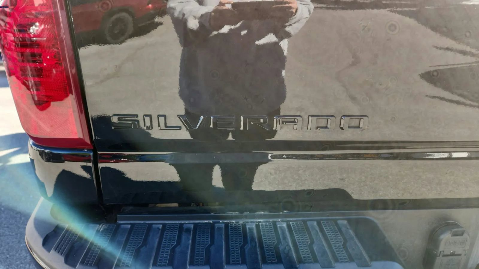 Used 2024 Chevrolet Silverado 2500 Custom w/ Custom Convenience Package image 2