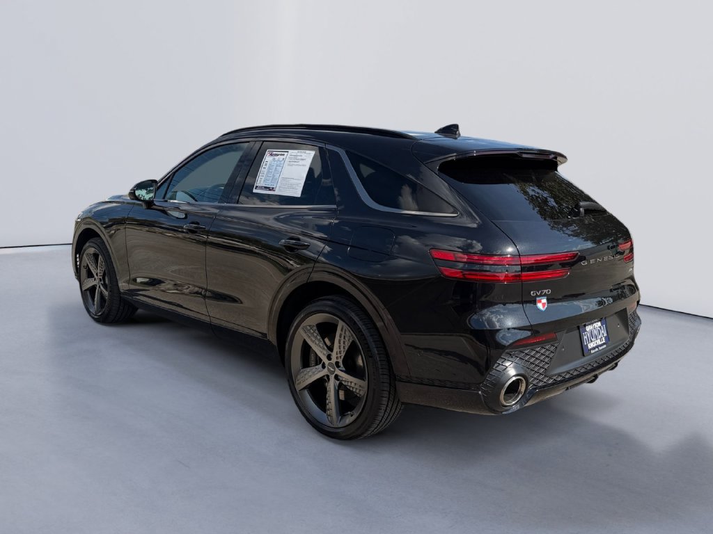 Used 2023 Genesis GV70 3.5T Sport w/ Sport Prestige Package AWD/4WD image 5