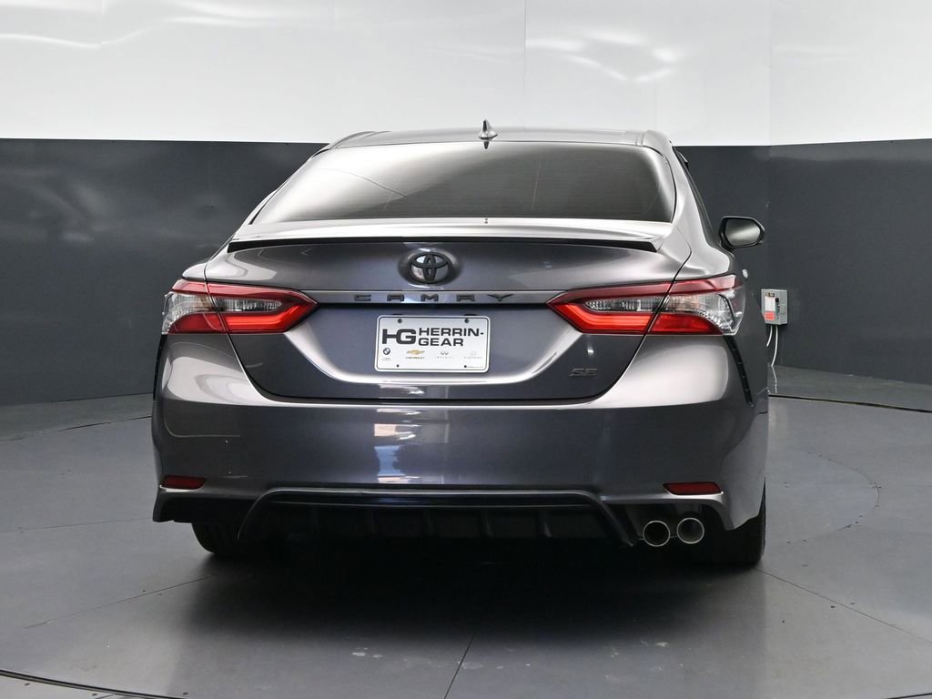 Used 2023 Toyota Camry SE image 6