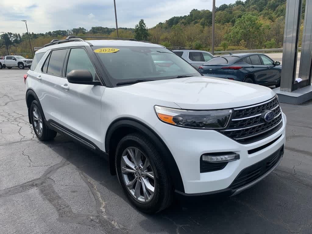Used 2020 Ford Explorer XLT w/ Equipment Group 202A AWD/4WD image 6