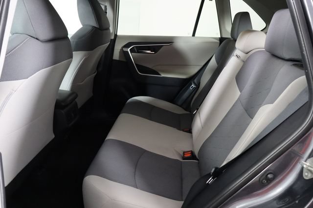 Used 2019 Toyota RAV4 XLE w/ Convenience Package AWD/4WD image 16
