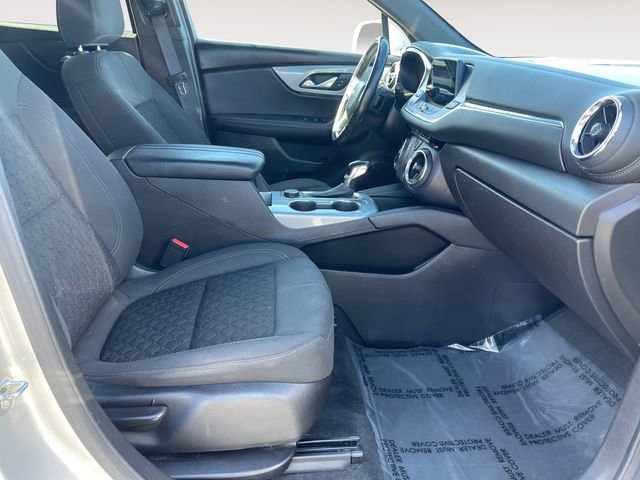 Used 2020 Chevrolet Blazer LT image 28