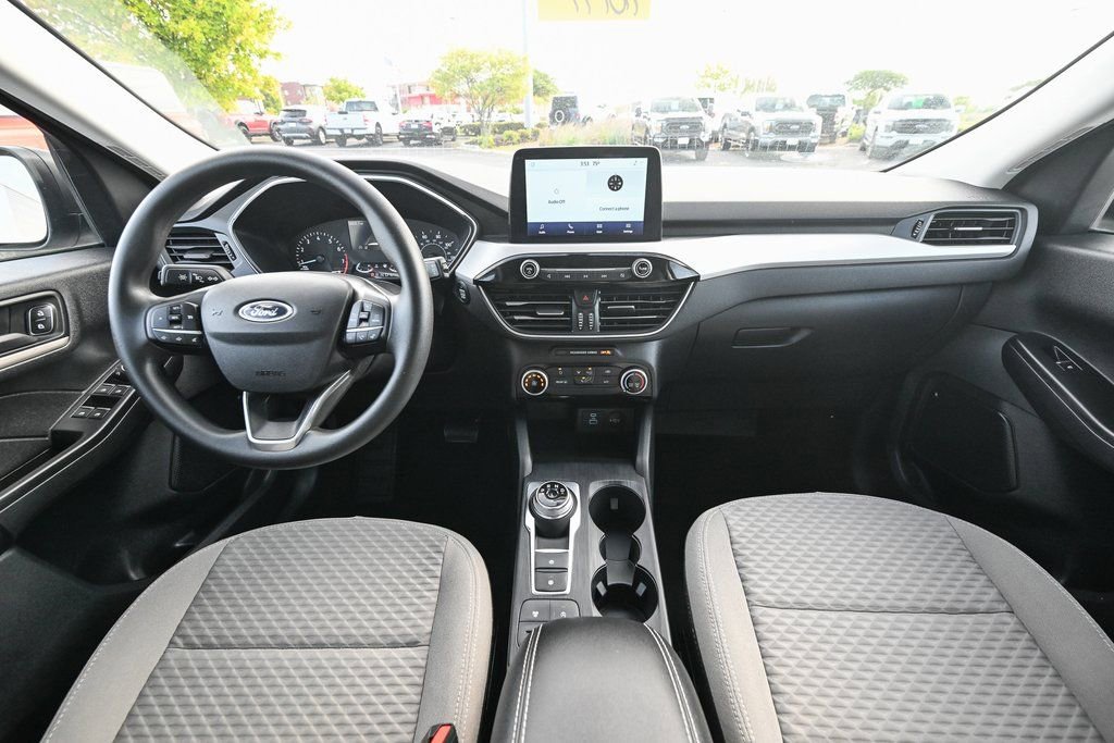 Certified 2022 Ford Escape SE image 29