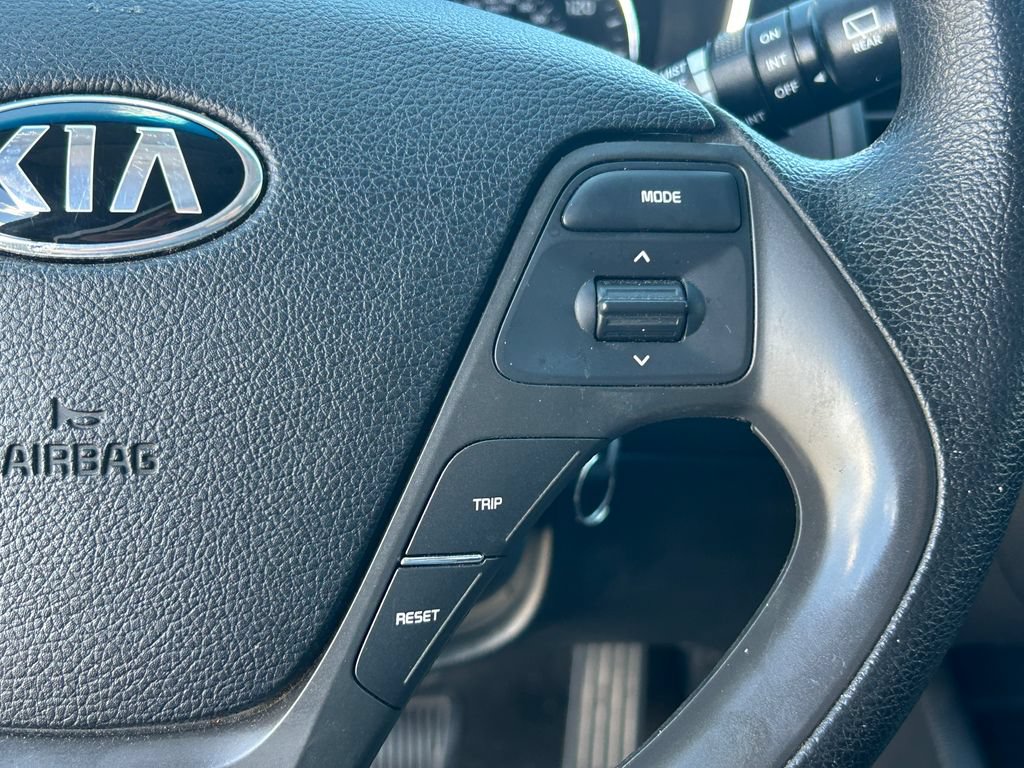 Used 2017 Kia Forte LX FWD image 14