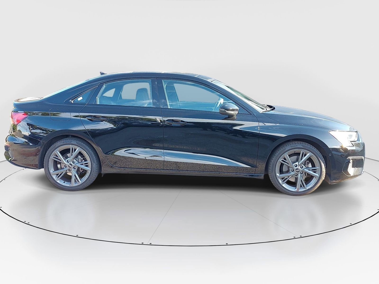 Used 2024 Audi A3 2.0T Premium w/ Convenience Package image 4