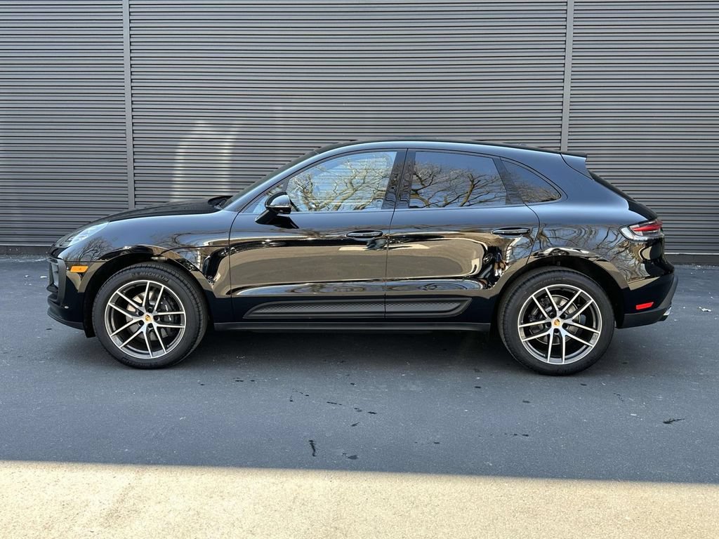 New 2026 Porsche Macan AWD/4WD image 2