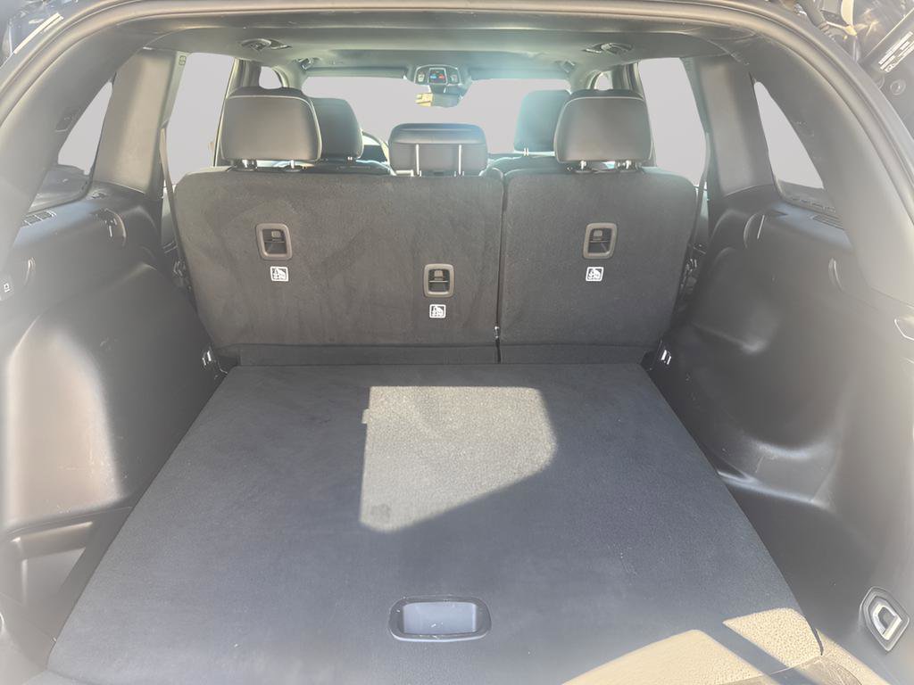 Used 2023 Jeep Grand Cherokee Altitude image 13