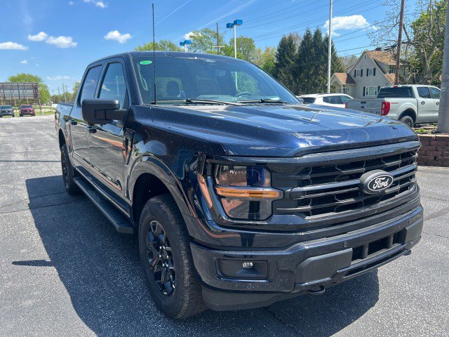 New 2026 Ford F150 XLT w/ Equipment Group 302A MID AWD/4WD image 4