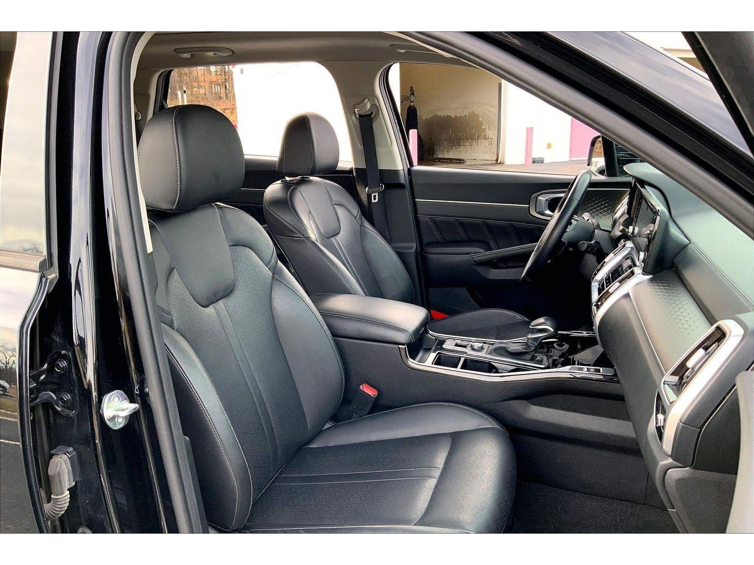 Used 2023 Kia Sorento SX image 7